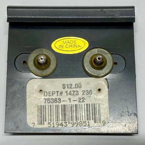 On Stage Sunflower Earrings Women's Pierced Ears Fashion Stud Post Jewelry NWT - Picture 6 of 7